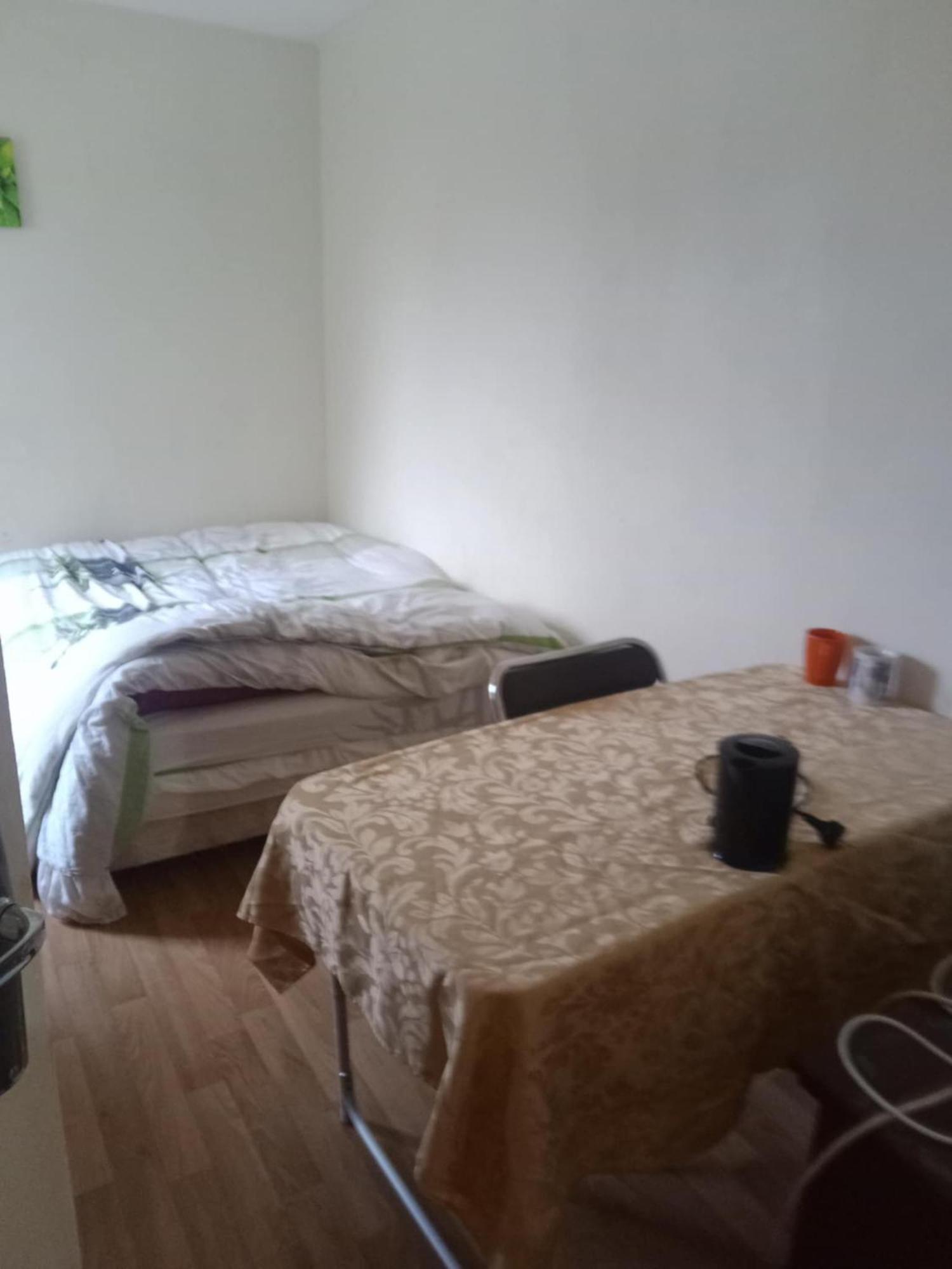 Chambre A Louer En Nuite Ле-Ман Экстерьер фото